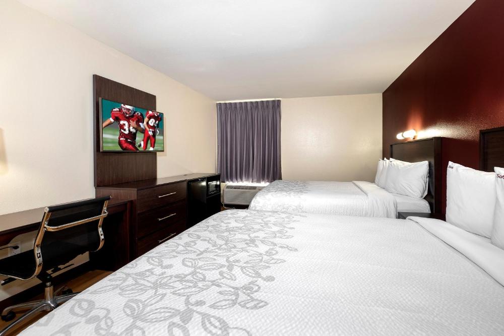 Deluxe Room with Two Queen Beds Disability Access Smoke Free interior